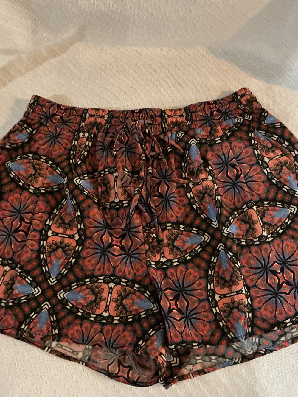 Forever 21 Multicolor Floral Kaleidoscope Elastic-Waist Shorts